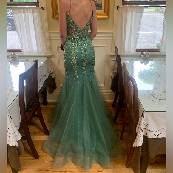 Jovani Green Sequin Beaded Prom Dress Mermaid Style Corset Top and Tulle Sz 4 - Picture 5 of 15